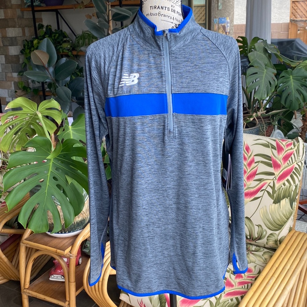 WOMENS NEW BALANCE HALF ZIP long sleeve size Large NWT
